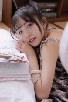 花野真衣